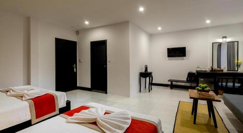 The Cyclo Siem Reap Hotel Exterior photo